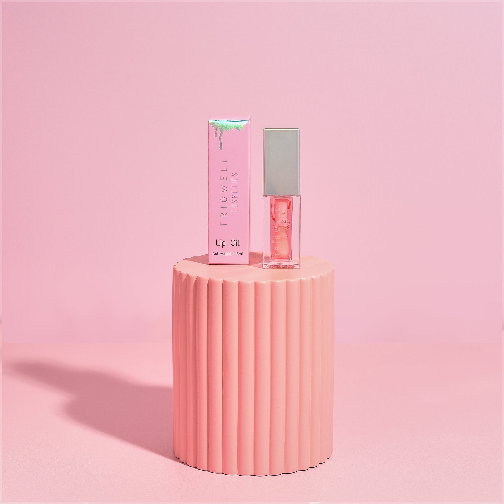 Image of Watermelon hydrating lip oil and its packaging